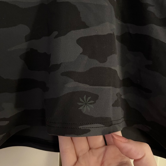 NWT Athleta Conscious Crop Printed - Picture 6 of 6